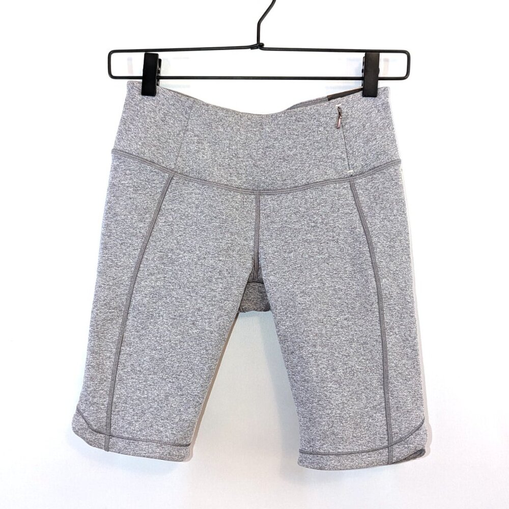 NWT CALIA by Carrie Underwood | Gray Purple Mid Rise Bike Shorts | Size XS